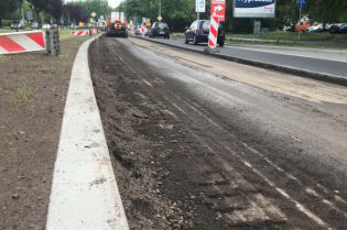 Przejście dla pieszych, kanalizacja sanitarna, zły stan nawierzchni