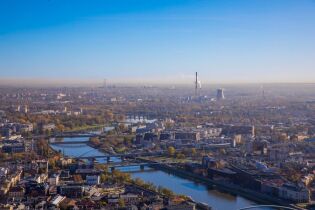 W Krakowie oddychamy coraz lepszym powietrzem. Walka ze smogiem przynosi efekty 