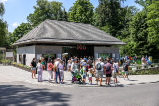 zoo ogród zoologiczny wejście. Fot. Bogusław Świerzowski / www.krakow.pl