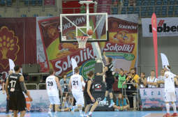 Lekcje koszykówki z Marcinem Gortatem