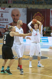 Lekcje koszykówki z Marcinem Gortatem