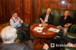 bs_181222_5771.jpg-Spotkanie Prezydenta Miasta Krakowa z nowymi inwestorami Wisły Kraków