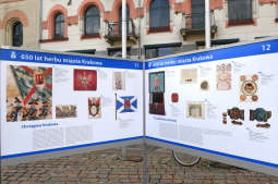 dsc_0015 — kopia02.jpg-„650 lat herbu miasta Krakowa”,