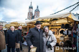 jg1_191130_krpl_7918.jpg-Otwarcie targów Bożonarodzeniowych 2019 na Rynku Głównym w Krakowie