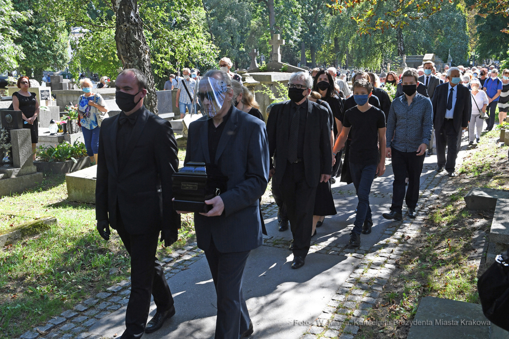 10jpg.jpg-Ceremonia pogrzebowa Ewy Demarczyk  Autor: W. Majka
