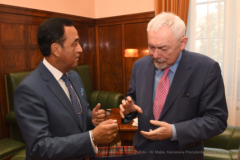 09jpg.jpg-Ambasadora Republiki Peru Alberto Salas Barahony oraz Konsul Honorowy  Autor: W. Majka