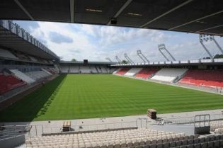Cracovia wygrywa na nowym stadionie/> </figure> </div> <div class=