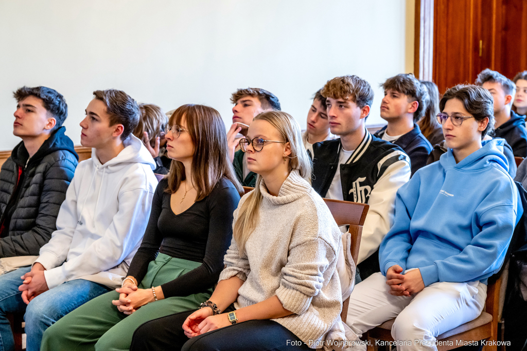 młodzież, niemcy, Nina Gabryś-Janowska, spotkanie, uczniowie, Humpis-Schule, Ravensburg  Autor: P. Wojnarowski