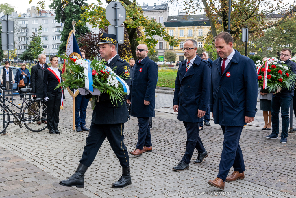 uroczystość, 105. rocznica wyzwolenia Krakowa, Straż Miejska, ślubowanie, Majchrowski, Buszek, m  Autor: P. Wojnarowski