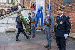 105. rocznica wyzwolenia Krakowa, Kraków, zabory, wyzwolenie, kwiaty, wieńce, złożenie, wieża r