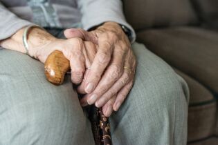 Kraków pomaga seniorom
