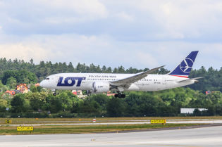 Rusza rozbudowa płyty postojowej dla samolotów na Kraków Airport