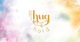Pierwsza edycja festiwalu rodzicielstwa Hug&Hold w Dworku Białoprądnickim Hug&Hold