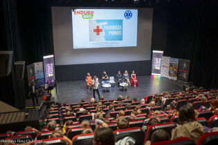„Challenge” – gdy świat online przekracza granice bezpieczeństwa