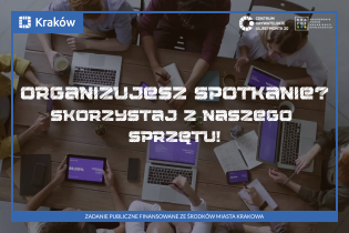 Skorzystaj bezpłatnie ze sprzętu komputerowego dostępnego w Centrum Obywatelskim - ul. Reymonta 202 Na grafice widoczna jest informacja o bezpłatnym korzystaniu ze sprzętu komputerowego, w tle widoczny stół z kilkoma laptopami.