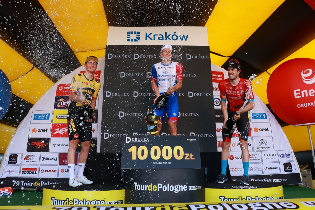 e3bmcqk8.jpeg-Finał Tour de Pologne w Krakowie 2022
