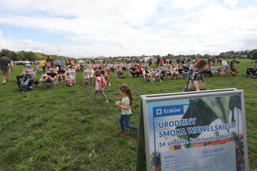 zdjęcie 14.08.2022, 12 31 46.jpg-Urodziny smoka – wielki piknik na Błoniach