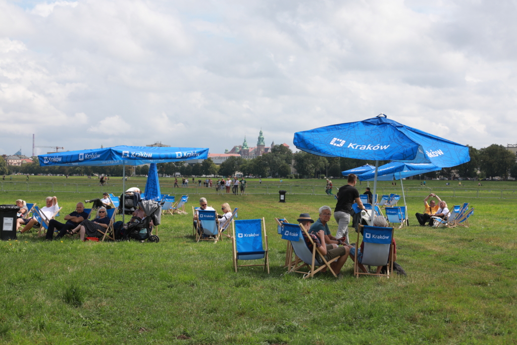zdjęcie 14.08.2022, 12 50 25.jpg-Urodziny smoka – wielki piknik na Błoniach