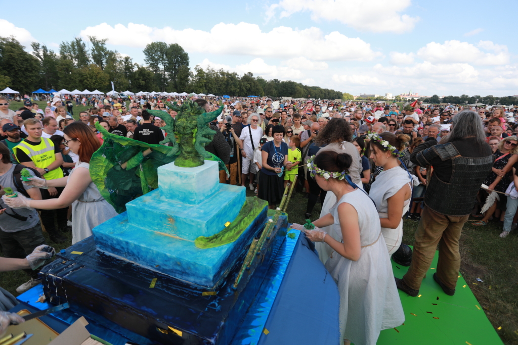 zdjęcie 14.08.2022, 16 20 56.jpg-Urodziny smoka – wielki piknik na Błoniach