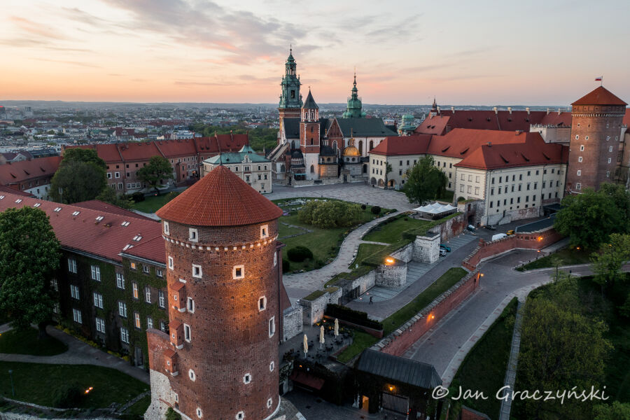 Wawel, dron, seminarium