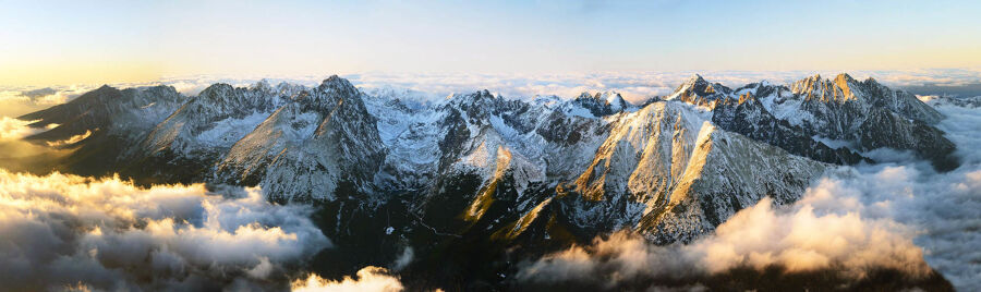 Tatry Wysokie na Słowacji - widok zaśnieżonych szczytów gór