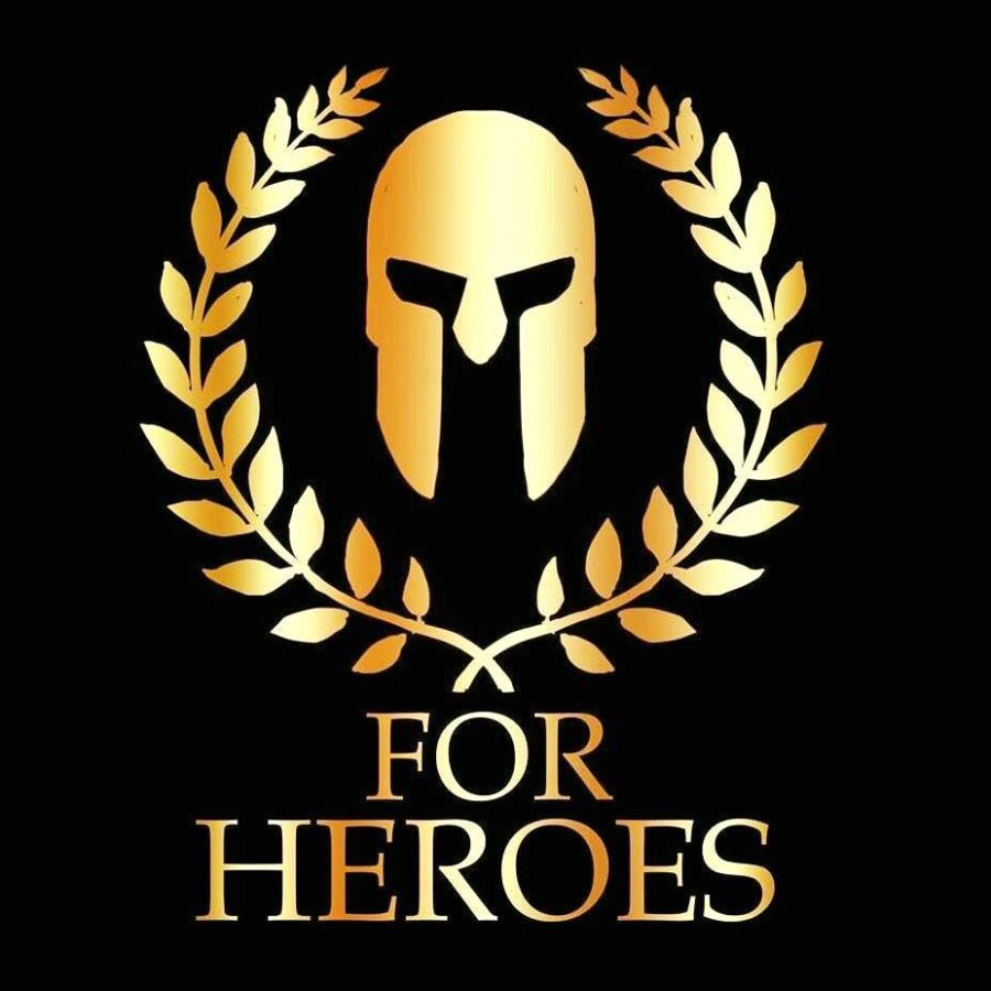 Logotyp fundacji for heroes - spartański szyszak plus liście 