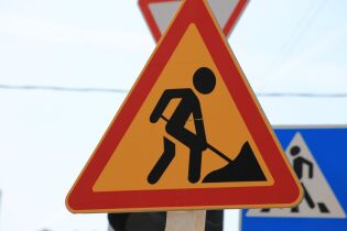 znak drogowy, roboty budowlane. Fot. pixabay.com