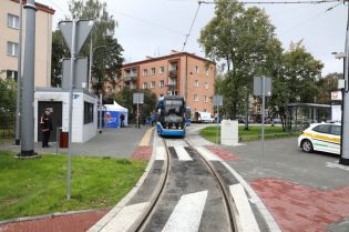 pętla bronowice przystanekj tramwaj . Fot. Bogusław Świerzowski / krakow.pl