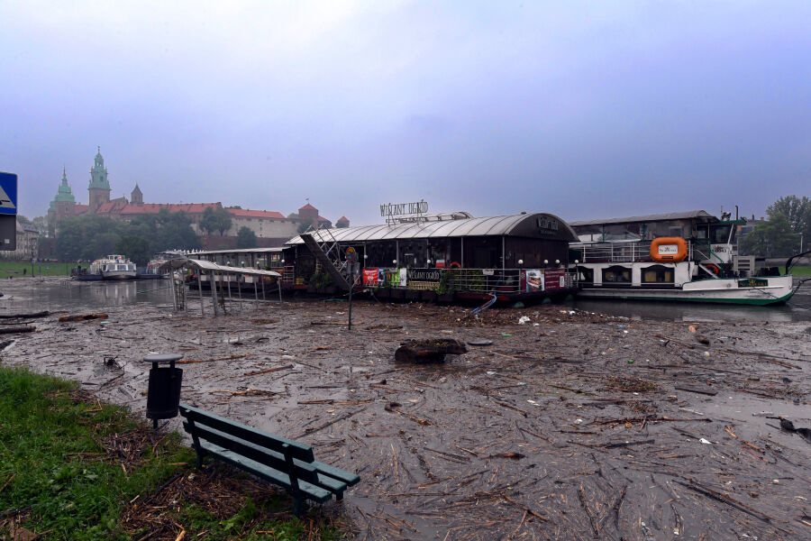 Every flood in Kraków hits the Vistulan Boulevards first 