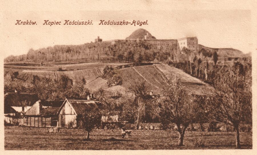 Farm with a view of one of Kraków’s Mounds -  1915 postcard 