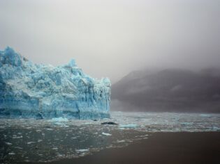 Topniejący lodowiec, zmiana klimatu, lodowce. Fot. Pixabay.com