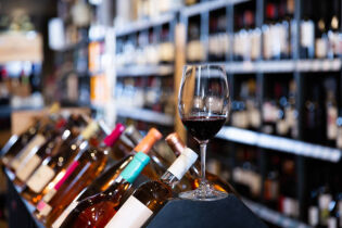 Użytek ekologiczny, ograniczenia w sprzedaży alkoholu – czyli podsumowanie sesji RMK. Fot. Pixabay
