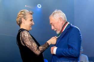 Президент Кракова отримав медаль «За заслуги в культурі Gloria Artis». Фото Пьотр Войнаровський - Канцелярія президента Кракова