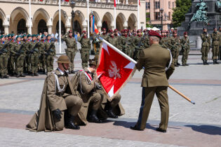 Uroczystości z okazji 80. rocznicy Bitwy o Monte Cassino. Fot. Bogusław Świerzowski / krakow.pl