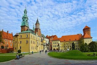 Grafika przedstawia Zamek na Wawelu