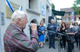 Na Kazimierzu odsłonięto pamiątkową tablicę poświęconą Henrykowi Voglerowi 