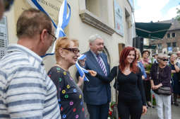 Na Kazimierzu odsłonięto pamiątkową tablicę poświęconą Henrykowi Voglerowi 