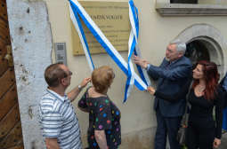 Na Kazimierzu odsłonięto pamiątkową tablicę poświęconą Henrykowi Voglerowi 