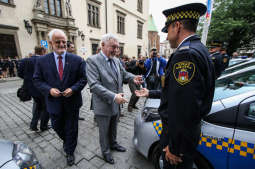 Nowe radiowozy dla straży miejskiej