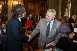 Ryszard Koziołek odebrał Nagrodę im. Kazimierza Wyki