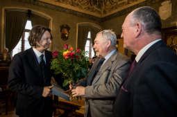 Ryszard Koziołek odebrał Nagrodę im. Kazimierza Wyki