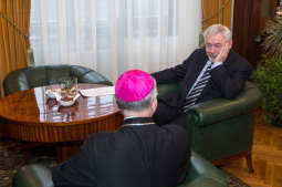 Prezydent Jacek Majchrowski powitał abpa Marka Jędraszewskiego