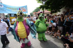 Parada smoków przeszła ulicami Starego Miasta