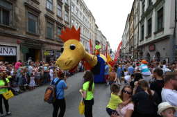 Parada smoków przeszła ulicami Starego Miasta