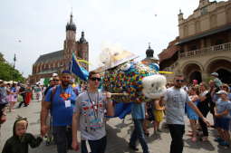 Parada smoków przeszła ulicami Starego Miasta