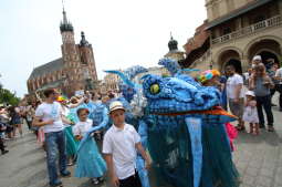 Parada smoków przeszła ulicami Starego Miasta