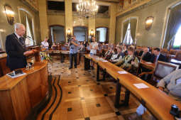 Towarzystwo Lekarskie Krakowskie z medalem „Cracoviae Merenti”