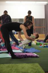 Baby joga2.jpg