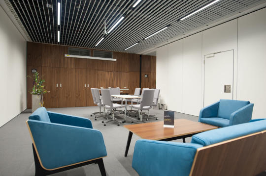 Międzynarodowy Port Lotniczy im. Jana Pawła II Kraków - Balice / Kraków Airport Terminal VIP