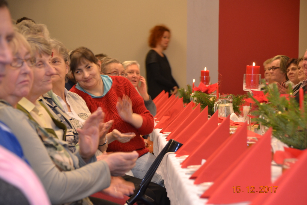 Wigilia w MOPS Filia nr 3 Kraków Dla Seniora